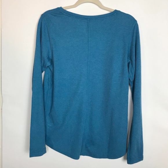 DULUTH TRADING Women’s “Dynamite” Blue NBR Casual Work Waffle Crew Neck Henley M - Picture 2 of 3